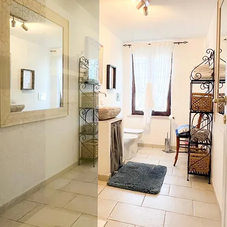 Comecasa 2 Bedrooms With Garden House Benevello
