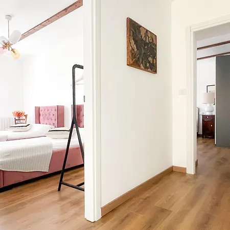 Comecasa 2 Bedrooms With Garden House
