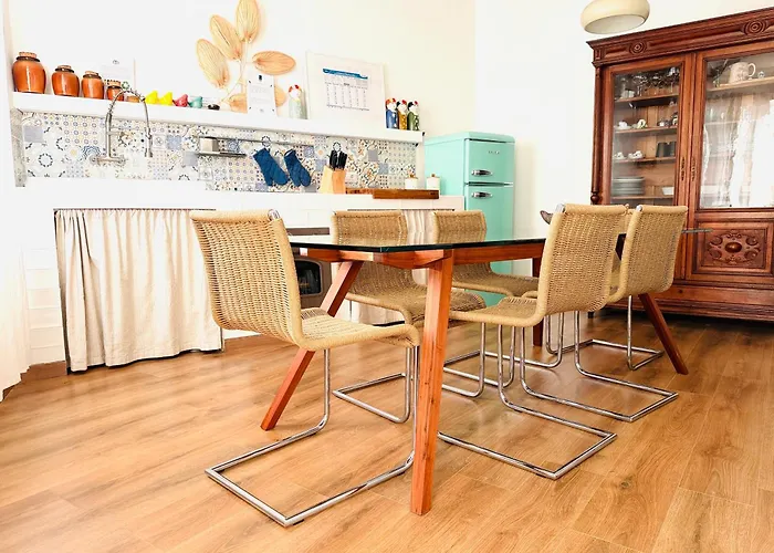 Comecasa Langhe Garden House-pace E Panorama A Ferienhaus Benevello